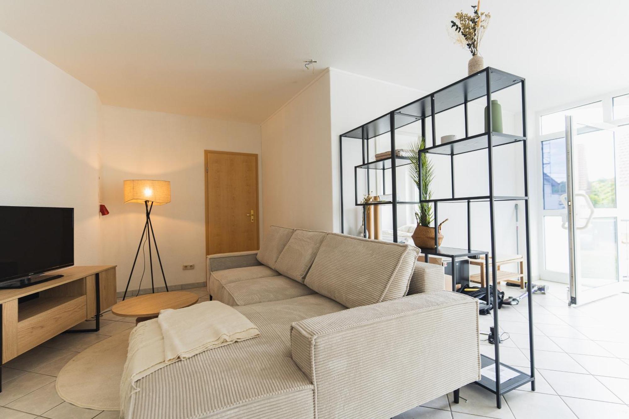 Appartment In Den Weinbergen Bei Mainz - Mit 2X Doppelzimmern, 1X Grosses Wohnzimmer, Bad & Kueche Stadecken-Elsheim Экстерьер фото